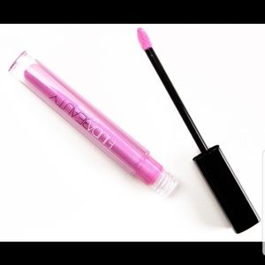 HUDA BEAUTY lip strobe in mystical